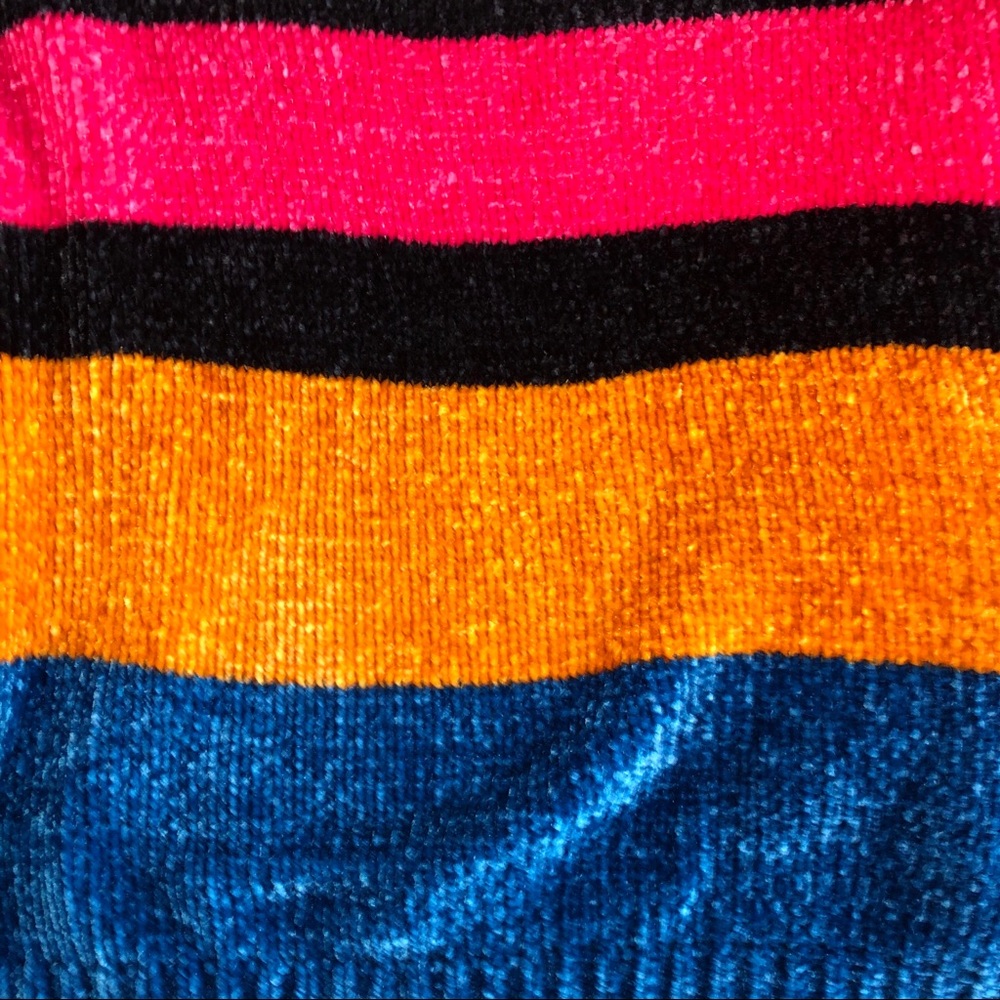 Color Block Sweater - Picture 3 of 3